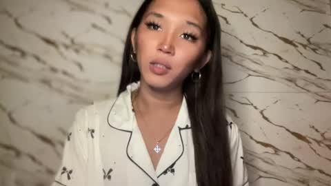 Sassygirl online show from April 21, 2026, 10:32 am