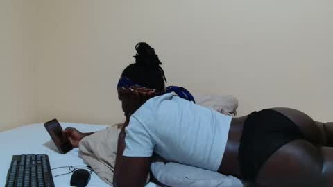 sassybabe20 online show from October 17, 2025, 8:55 pm