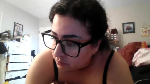 Snapshot of sassypandaxxx chatting on June 16, 2026, 2:25 am koolkat online show from June 16, 2026, 2:25 am