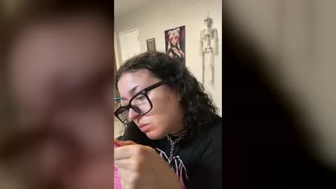 Snapshot of sassypandaxxx chatting on August 8, 2026, 12:35 am koolkat online show from August 8, 2026, 12:35 am