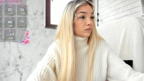 sassyt33n online show from February 7, 2025, 8:33 am