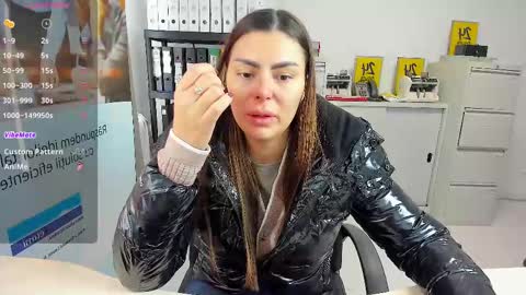 sassytiff online show from February 24, 2025, 11:32 am