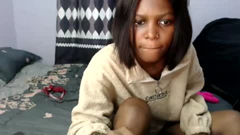 Snapshot of sassyvece12 chatting on August 8, 2026, 2:14 am Sassy online show from August 8, 2026, 2:14 am