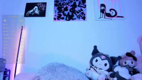 Snapshot of satanbabee_ chatting on May 15, 2026, 11:23 pm im expecting 300 thumbs up on my altar online show from May 15, 2026, 11:23 pm