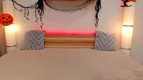 Sati online show from October 8, 2025, 8:12 am