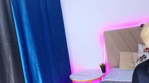 Snapshot of satisfaction_18 chatting on June 19, 2026, 9:40 pm Kati online show from June 19, 2026, 9:40 pm