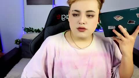 Snapshot of satisfaction_18 chatting on July 8, 2026, 7:18 pm Kati online show from July 8, 2026, 7:18 pm
