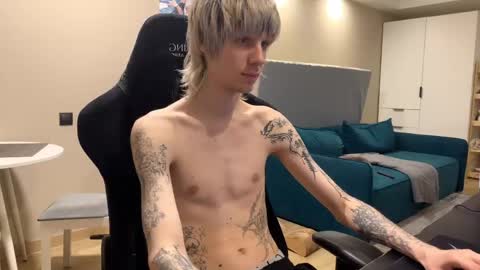 Satoshi online show from April 16, 2026, 8:20 pm