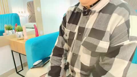 Saturningsweets online show from April 29, 2026, 5:30 pm