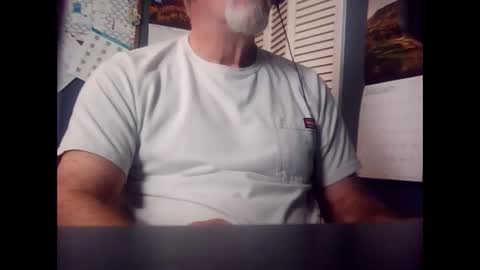 Snapshot of satyr64 chatting on January 6, 2026, 3:38 pm satyr64 online show from January 6, 2026, 3:38 pm