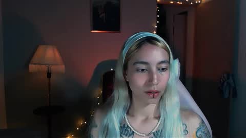 I AM JENN  online show from January 31, 2025, 3:52 am