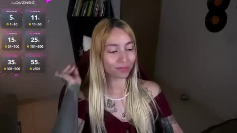 I AM JENN  online show from October 25, 2025, 4:09 am