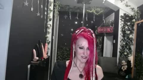 SaucySky online show from February 21, 2026, 12:44 am