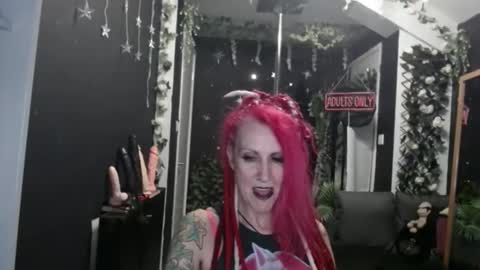 SaucySky online show from March 1, 2026, 9:06 pm