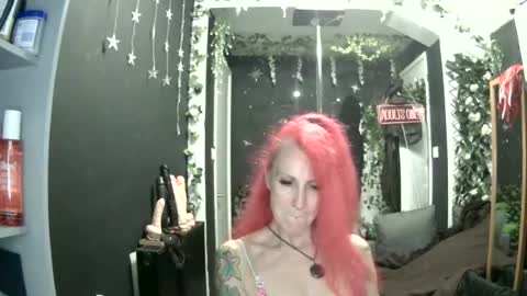 SaucySky online show from July 22, 2026, 9:06 pm