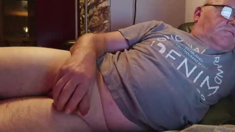 Snapshot of saugeil123 chatting on July 7, 2026, 8:35 pm saugeil123 online show from July 7, 2026, 8:35 pm
