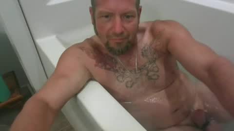 Snapshot of saulgood_ chatting on June 18, 2026, 9:19 pm saulgood_ online show from June 18, 2026, 9:19 pm