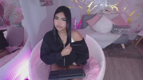 Snapshot of sauvage_lia chatting on August 7, 2026, 4:47 am sauvage lia online show from August 7, 2026, 4:47 am