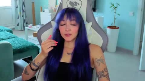 Snapshot of savage_lust_ chatting on July 30, 2026, 4:22 am Ariel online show from July 30, 2026, 4:22 am