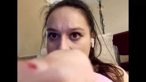 SavageRager online show from October 12, 2025, 10:25 am