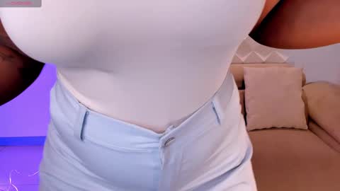 S a v a n n a h  online show from February 23, 2025, 12:37 pm