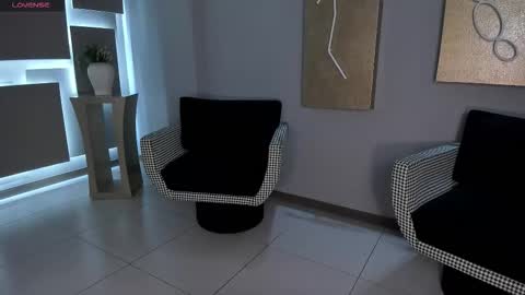 S a v a n n a h  online show from November 7, 2025, 12:05 pm