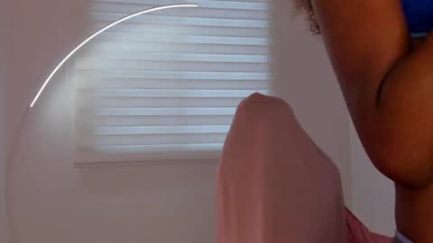 Snapshot of savannahwildee chatting on June 23, 2026, 12:25 pm Savannahwildee online show from June 23, 2026, 12:25 pm