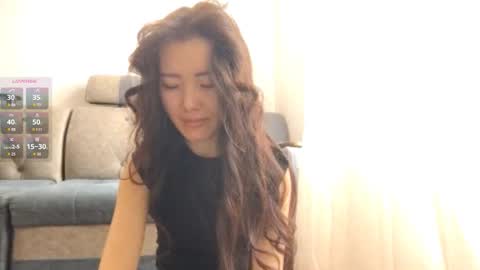 Aiko online show from November 17, 2025, 9:15 am