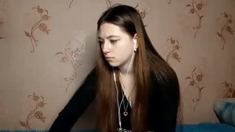 Sophie online show from October 4, 2025, 7:01 pm