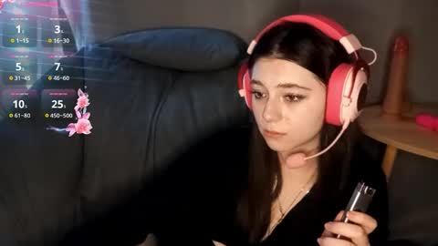 Sophie online show from October 15, 2025, 3:56 pm