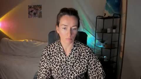 save the qween online show from October 24, 2025, 9:28 am