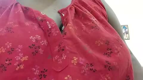 Snapshot of savita0969 chatting on November 10, 2025, 12:48 pm Anjali online show from November 10, 2025, 12:48 pm