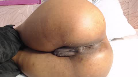 savory_pussy18 online show from January 4, 2025, 3:39 pm