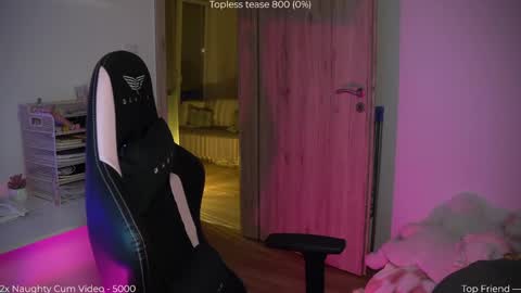 Naomi online show from April 22, 2026, 6:20 pm