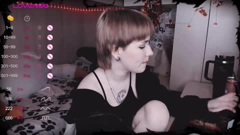 pronoun she. name Mary. age 21. online show from February 16, 2025, 9:27 pm