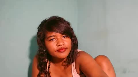 saylla1 online show from March 7, 2026, 7:33 pm