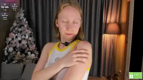 Snapshot of sayllis chatting on June 13, 2026, 4:27 pm Ellis 3 online show from June 13, 2026, 4:27 pm