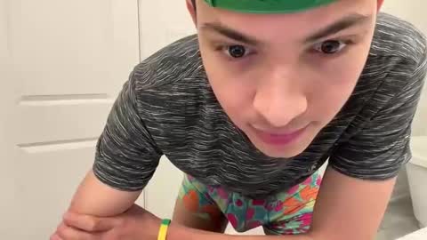 sbouchikh03 online show from December 20, 2025, 3:13 am