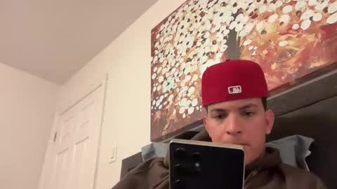 sbouchikh03 online show from February 20, 2026, 7:54 am