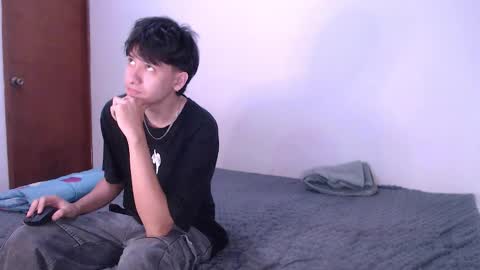 Snapshot of sc_andre chatting on December 15, 2025, 8:24 pm Sc andre online show from December 15, 2025, 8:24 pm