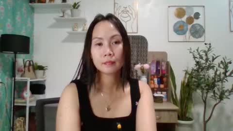 scarlett. online show from March 8, 2025, 10:54 am