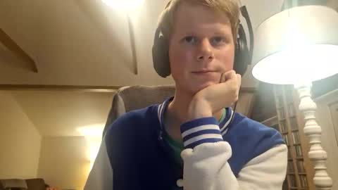 Snapshot of scarjoris chatting on November 12, 2025, 7:57 pm Scarjoris online show from November 12, 2025, 7:57 pm
