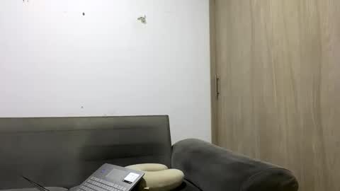 scarle222421 online show from December 4, 2024, 3:15 am