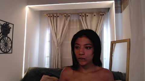 Scaelet Mia online show from April 21, 2026, 7:50 pm