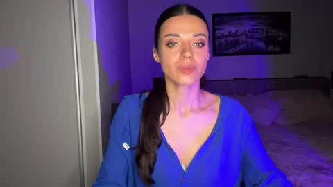 Snapshot of scarlet_daisy_ chatting on July 20, 2026, 7:22 am Sophie online show from July 20, 2026, 7:22 am
