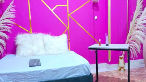 Scarlet online show from February 7, 2026, 3:10 am