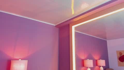 Scarlet Edwars online show from January 16, 2025, 1:04 pm