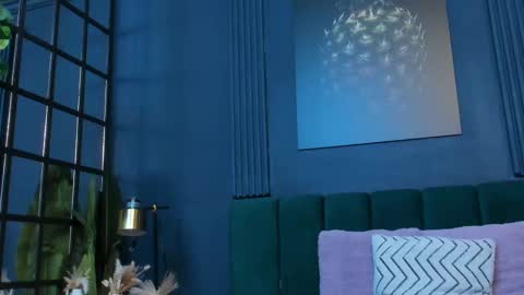 Scarlet Edwars online show from October 1, 2025, 7:09 pm