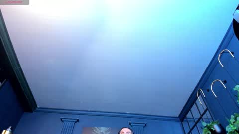 Scarlet Edwars online show from March 4, 2026, 6:14 pm