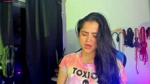 Snapshot of scarlet_kennedy98 chatting on December 19, 2024, 12:24 am scarlet taylor kennedy online show from December 19, 2024, 12:24 am